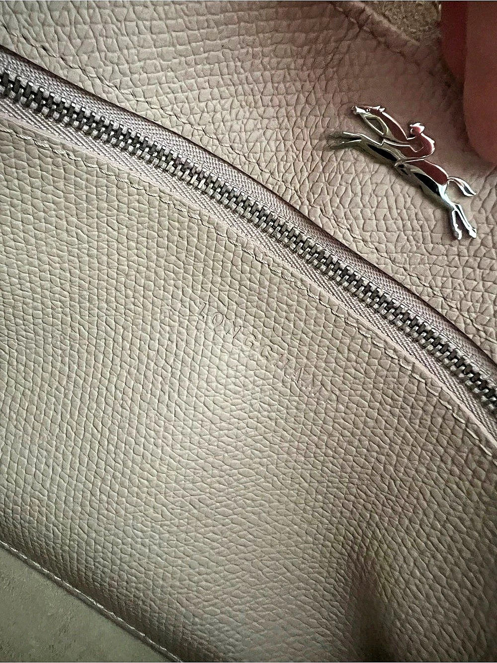Longchamp Le Roseau Top Handle Bag Le Top Handle Leather Tote in Pink/Nude - Picture 7 of 12